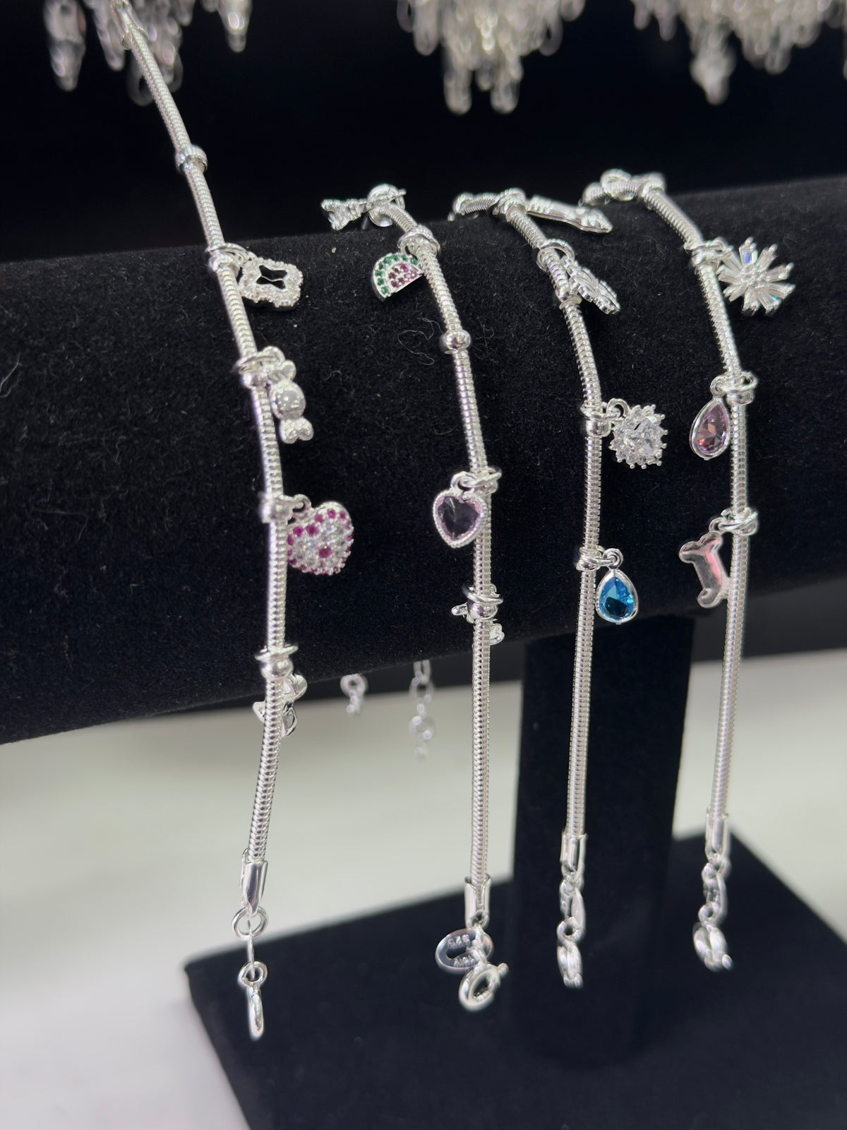 Pack 4 tipo Pandoras (charms incluidos)