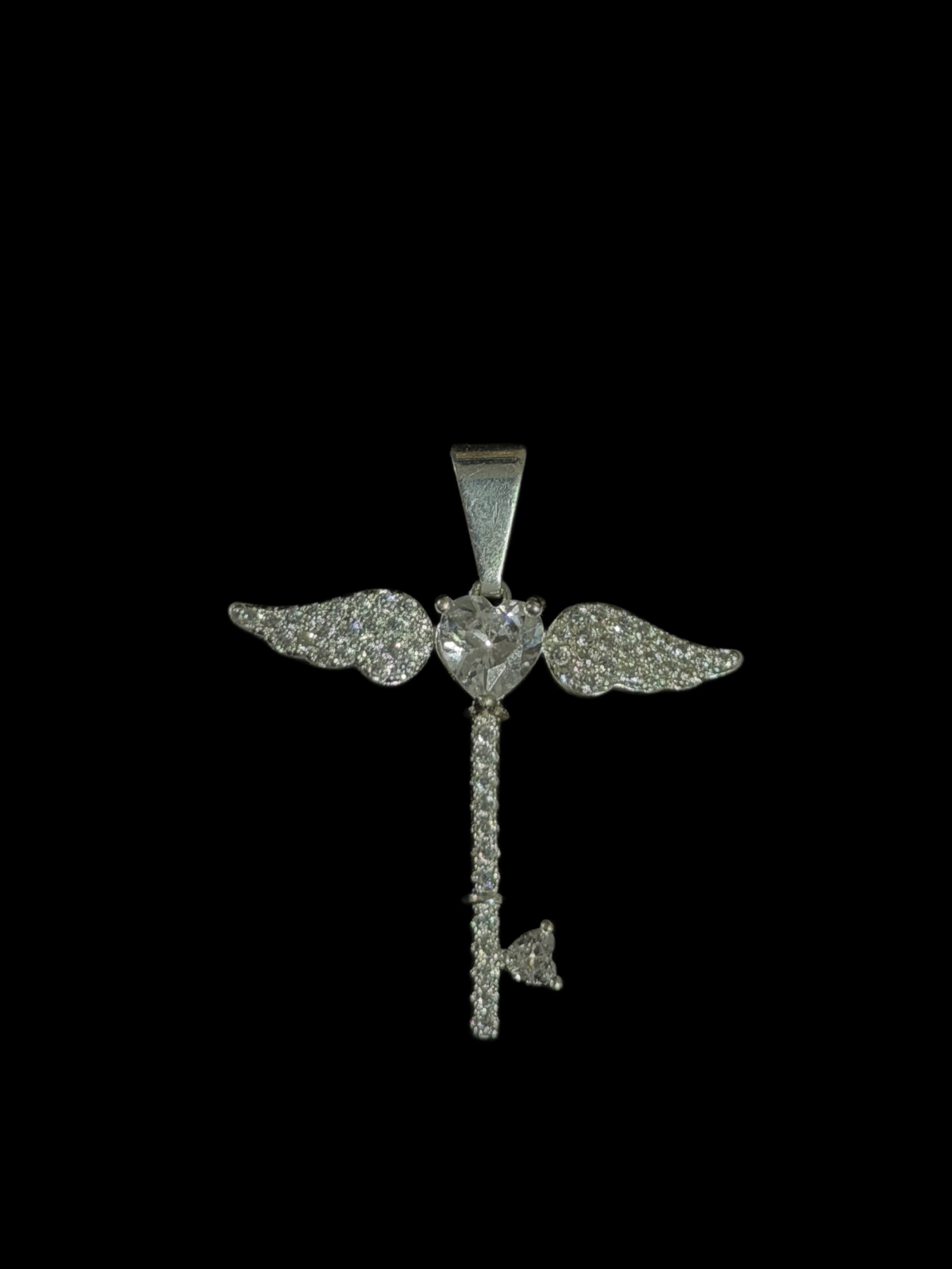 Llave con alas
